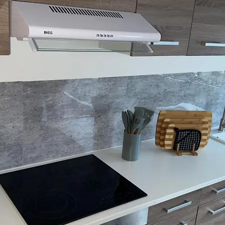 Monteurwohnung Mit Balkon Und 4-zimmern * Pforzheim